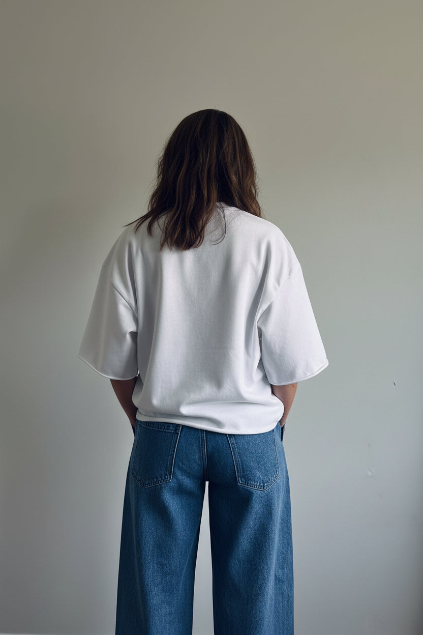 CLVR Cropped Tee