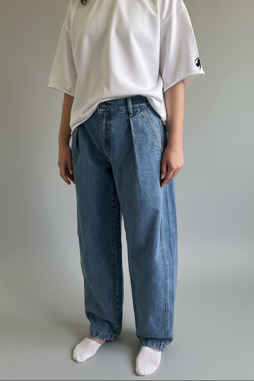 CLVR Barrel Jeans